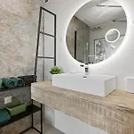 Tiffanys Heliopolis Design & Premium Apartment With Terrace
