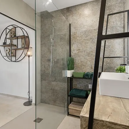 Appartement Tiffanys Heliopolis Design Et Premium Avec Terrasse Agde