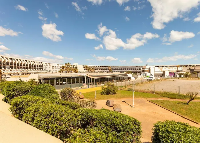 Tiffanys Heliopolis Renovated With Terrace - Naturist Village Διαμέρισμα